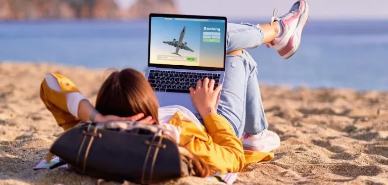 5 Best Travel Hacks to Save Money on Flights Every Smart Traveler Should Know