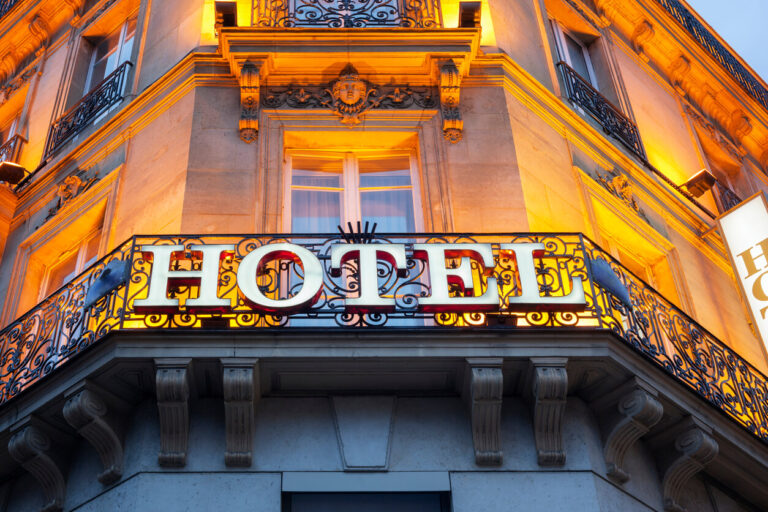 How to Get Free Hotel Upgrades and Secure Luxury Amenities Without Paying Extra