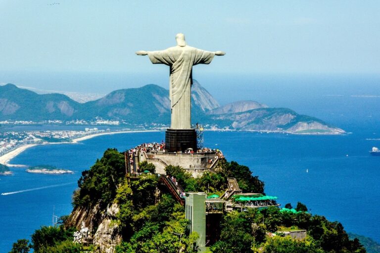 How to Plan a Solo Travel Safely Through South America